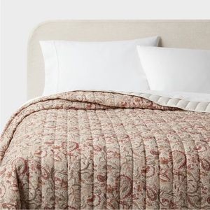 Voile Paisley Printed Quilt Cream - Threshold